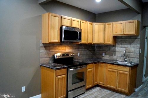 603 52nd St, Philadelphia, PA 19143-2601