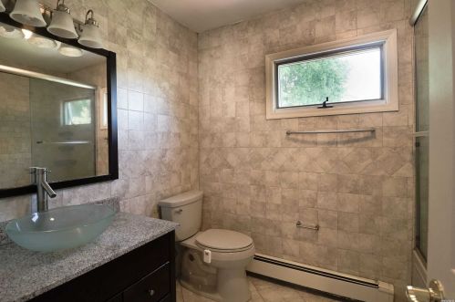 32 Maryland St, Huntington Station NY 11746-6945 exterior