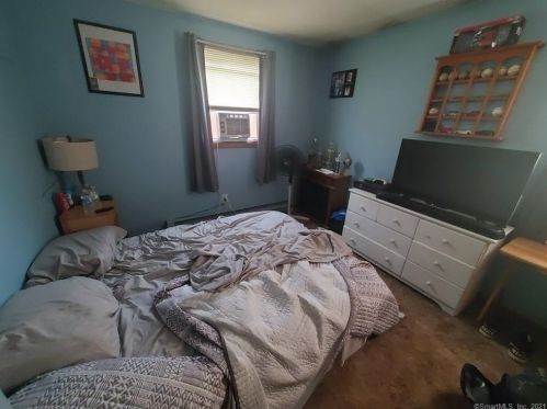 9 Joel Dr, Ellington CT 06029-2612 exterior