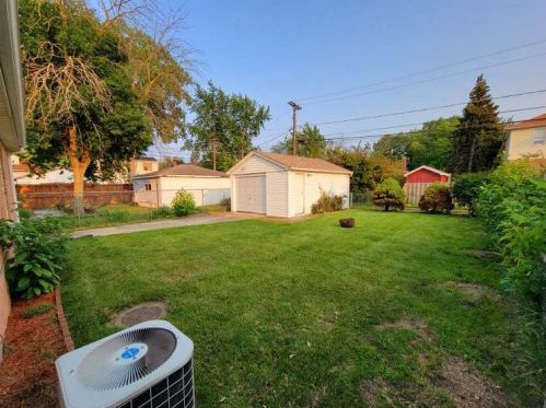 2817 97th St, Chicago IL  60617-5054 exterior