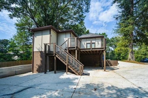 865 Hall St, Atlanta GA  30318-4712 exterior