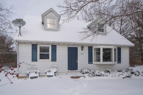4104 Aspen Dr, Kalamazoo, MI 49006-1402
