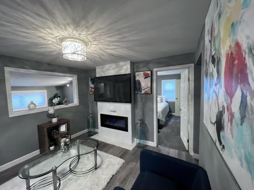 6623 52nd St, Milwaukee WI  53223-6038 exterior