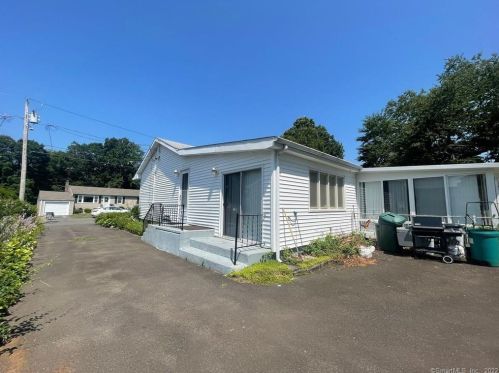 141 Ida Ave, Derby CT 06418-2323 exterior