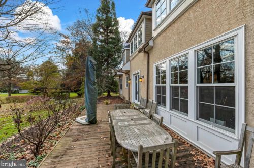 580 Mermaid Ln, Philadelphia PA 19118-4026 exterior