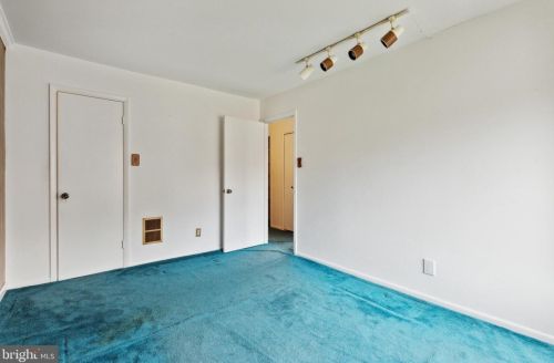 3110 Apple Rd, Washington DC 20018-1605 exterior