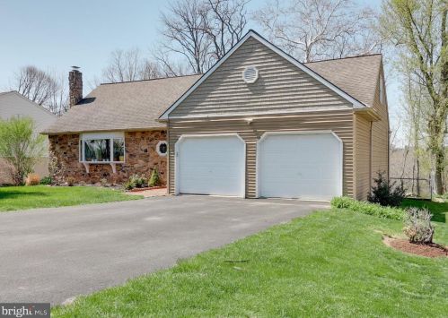 1814 Conestoga Ave, Lancaster, PA 17602-4708