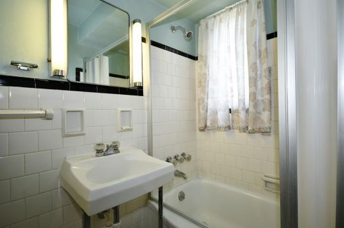 3147 Glendale Ave, Pittsburgh PA 15227-2829 exterior