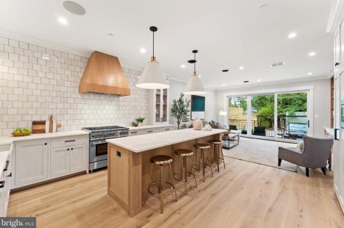 1332 Independence Ave, Washington DC  20003-2365 exterior