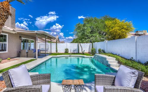 4333 Angela Dr, Phoenix AZ  85032-2282 exterior