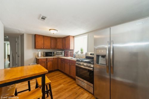 2036 Pulaski Rd, Chicago IL 60803-1114 exterior