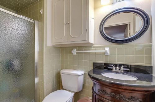 240 Cindy Ln, Burleson TX 76028-3842 exterior