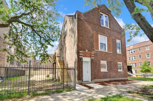 8100 Ellis Ave, Chicago, IL 60619-4302