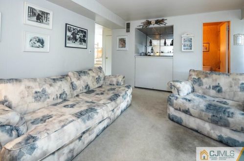 6 Clover St, Old Bridge NJ exterior