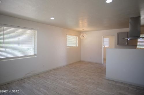 4614 16th St, Tucson AZ  85711-4232 exterior