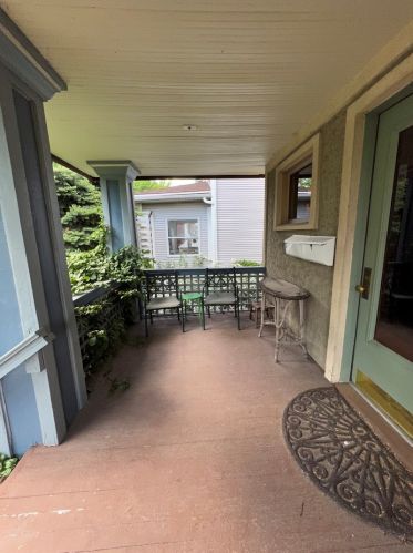 3721 Kostner Ave, Chicago, IL 60641-3049