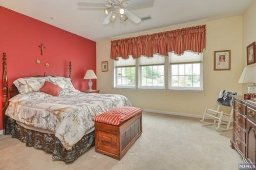 1108 Gatherings Dr, Paterson NJ 07508-1378 exterior