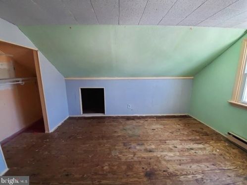 15 Sta Ave, Somerdale NJ 08083-1329 exterior