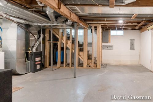 2386 Manahan Ave, Meskegon MI 49444-2666 exterior