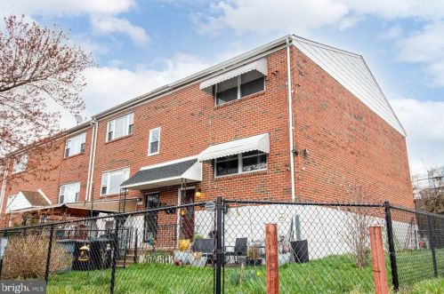 10829 Academy Rd, Philadelphia PA 19154-3901 exterior