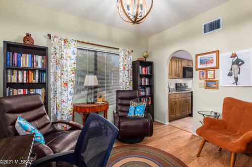 1080 Eagle Lndg Pl, Tucson AZ 85737-9230 exterior