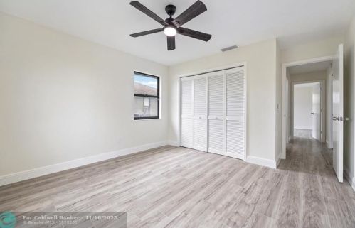 314 Thornhill Dr, Fort Pierce FL  34983-3701 exterior