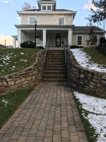 2526 Carolina Ave, Roanoke, VA 24014-2308