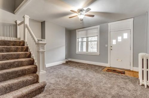 2237 Wightman St, Pittsburgh PA  15217-2066 exterior