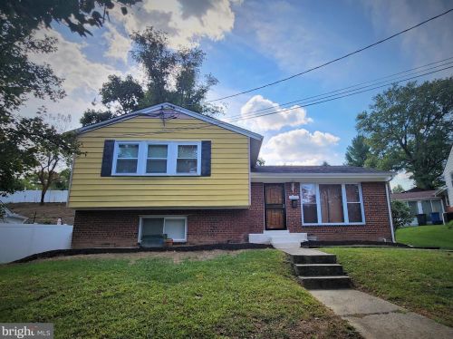 1606 Imperial Dr, Silver Spring MD  20902-3952 exterior