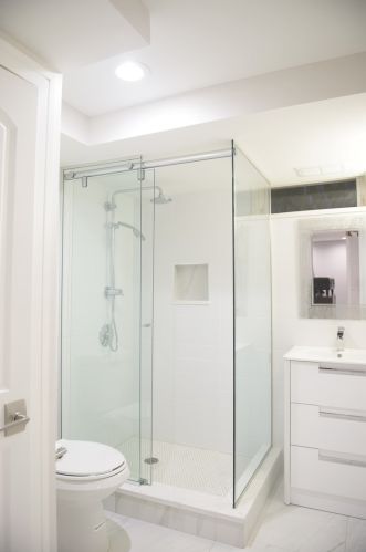 4826 Nashville Ave, Chicago IL 60656-4007 exterior