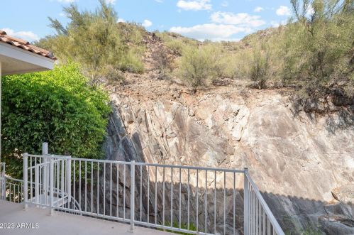 10401 Central Ave, Phoenix AZ 85020-1053 exterior