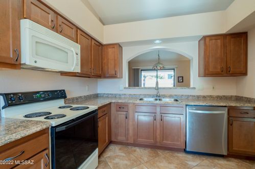 850 Belltower Dr, Green Valley AZ 85614-3268 exterior