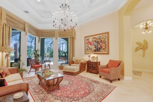 9328 Scarborough Ct, Fort Pierce FL  34986-3360 exterior