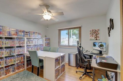 2501 Clayton Crst Ave, Milwaukee WI 53221-3735 exterior