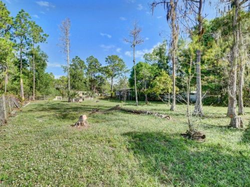 2507 54 Ave, Naples FL 34120-1482 exterior