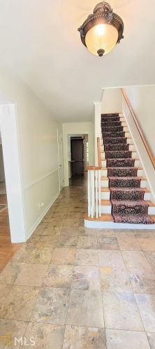 2706 Cravey Dr, Atlanta, GA 30345-1418