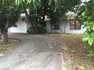 2998 Gordon St, Naples, FL 34112-5922