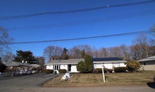 16 Wentworth Rd, Canton, MA 02021-1644