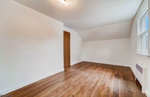 54 Nishuane Rd, Montclair NJ  07042-2425 exterior