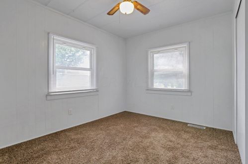 4306 Blacks Rd, Hebron OH 43025-9016 exterior