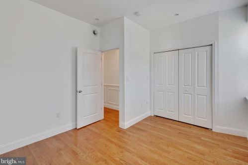 1435 Dickinson St, Philadelphia PA  19146-4841 exterior