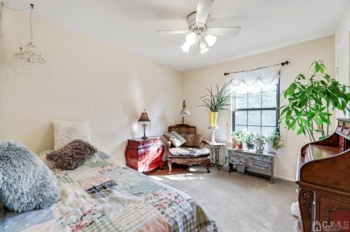 81 Pheasant Run, Edison NJ 08820-2943 exterior