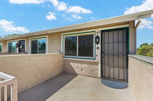 648 Bridgeport Cir, Fullerton, CA 92833-2662