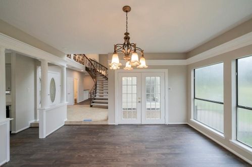 8102 Malardcrest Dr, Humble TX 77346-6127 exterior