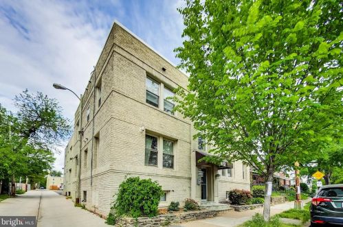 412 19th St, Washington DC  20002-4742 exterior