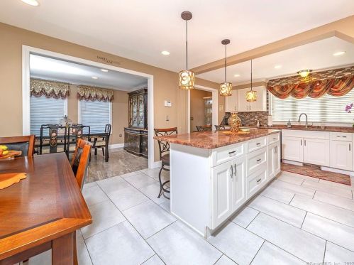 145 Howe Rd, New Britain CT 06053-1316 exterior