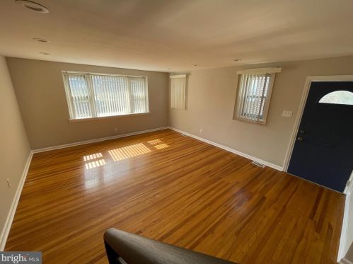 921 Friendship St, Philadelphia PA 19149-1621 exterior