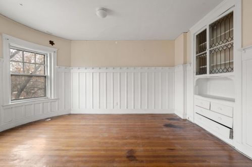 65 Pleasant St, Brookline MA 02446-3723 exterior