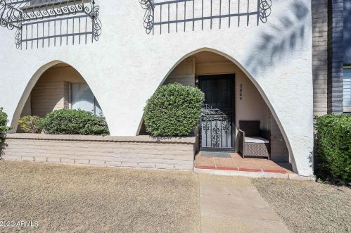 2804 Clarendon Ave, Phoenix AZ  85016-7011 exterior