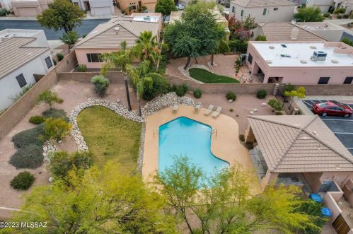 330 Camino Lomas, Tucson AZ  85704-6976 exterior